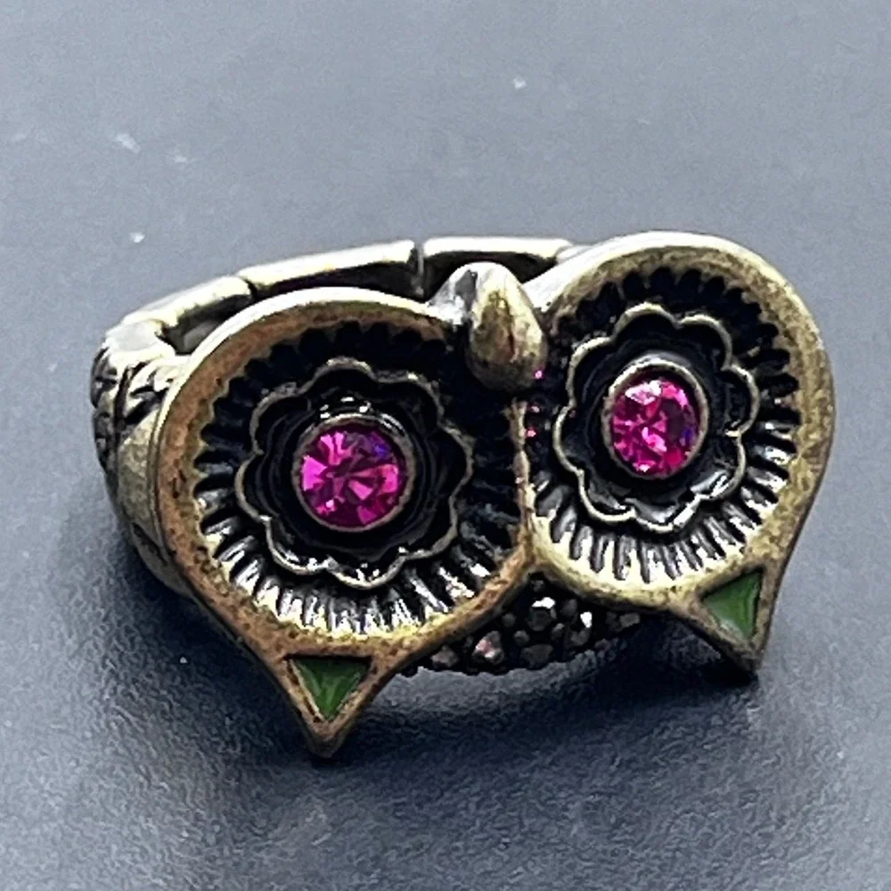 Betsey Johnson Vintage Owl Bronze Pink Rhinestone Vampire Slayer Stretch Ring